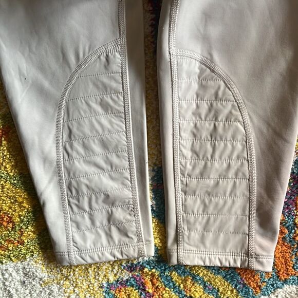 NEW WITH TAGS WOMEN’S ATHLETA BIRCH GRAY PEAK HYBRID FLEECE TIGHT SIZE MEDIUM - Picture 10 of 11